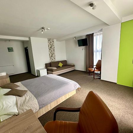 Vila William'S Braşov Extérieur photo