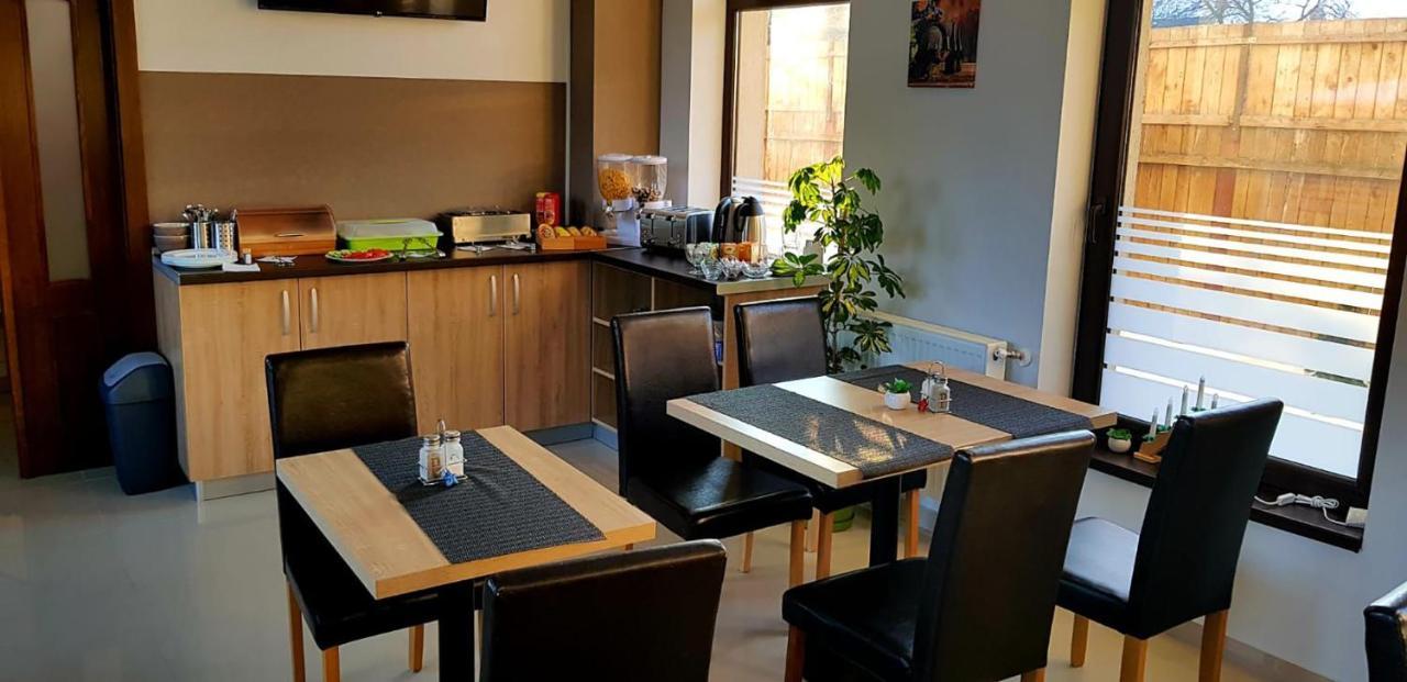 Vila William'S Braşov Extérieur photo