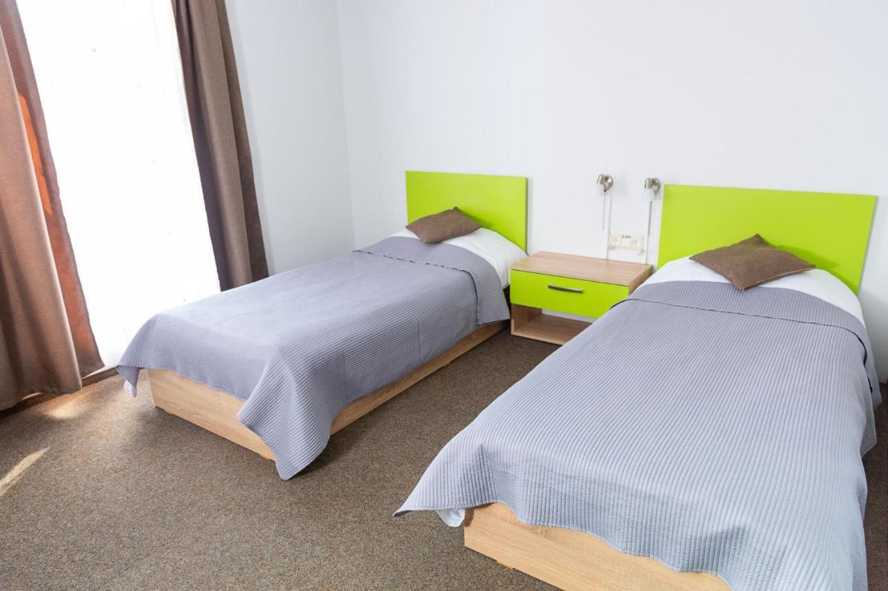 Vila William'S Braşov Extérieur photo